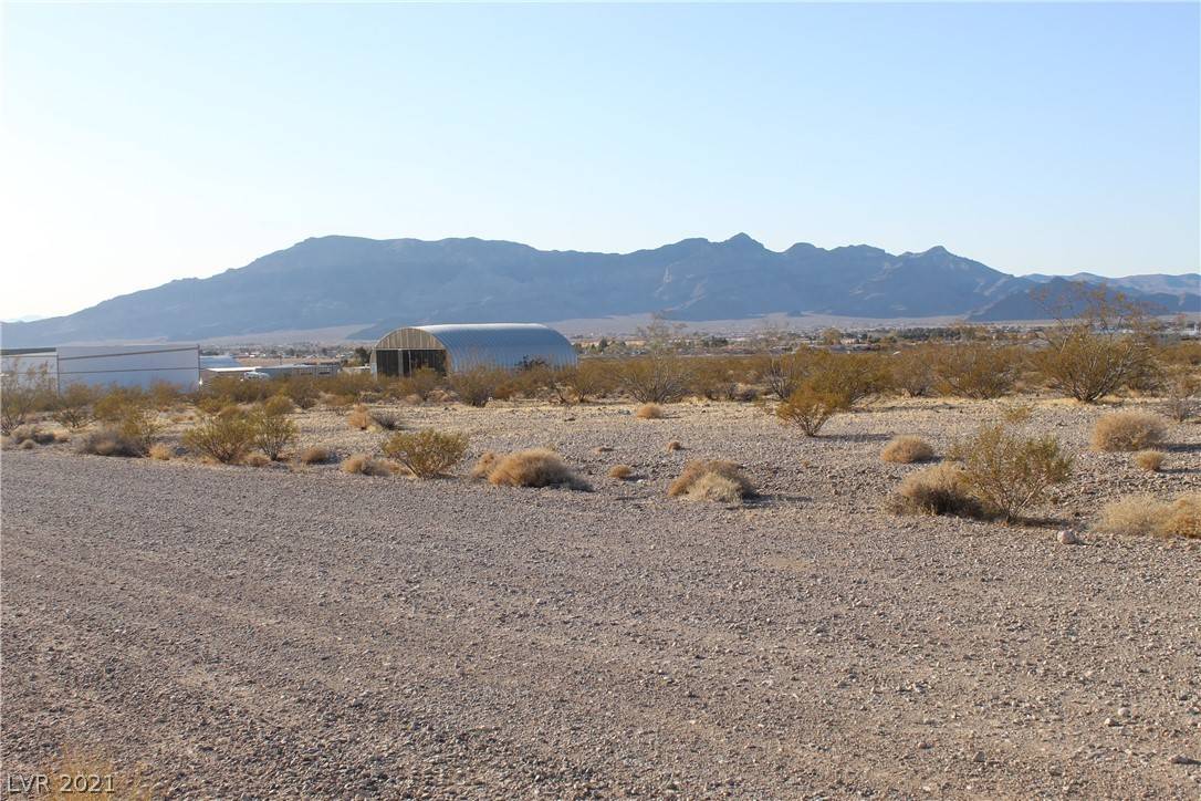 Pahrump, NV 89060,1371 Flight Place