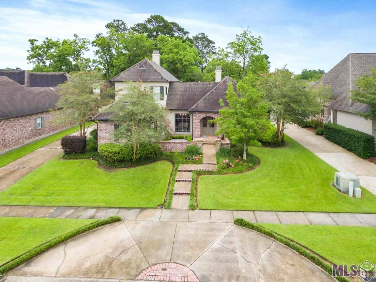 Baton Rouge, LA 70810,17715 PECAN SHADOWS DR