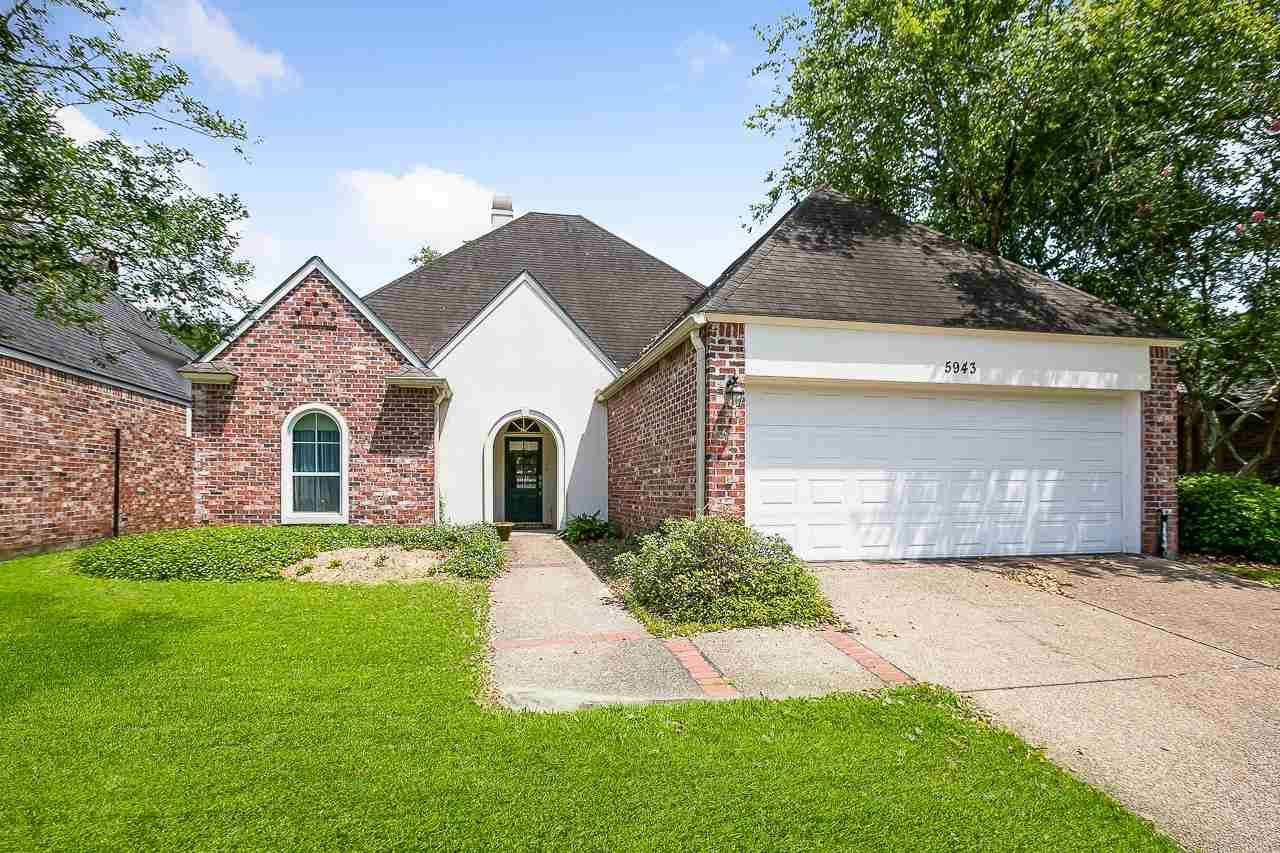 Baton Rouge, LA 70809,5943 GLEN COVE DR