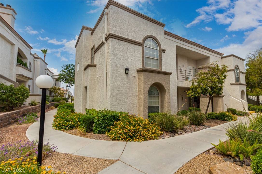 Las Vegas, NV 89128,3150 Soft Breezes Drive #2054