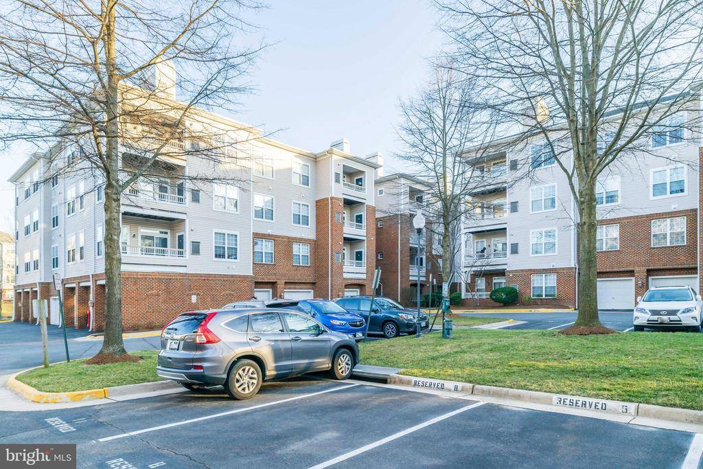 Fairfax, VA 22033,4330-F CANNON RIDGE CT #26