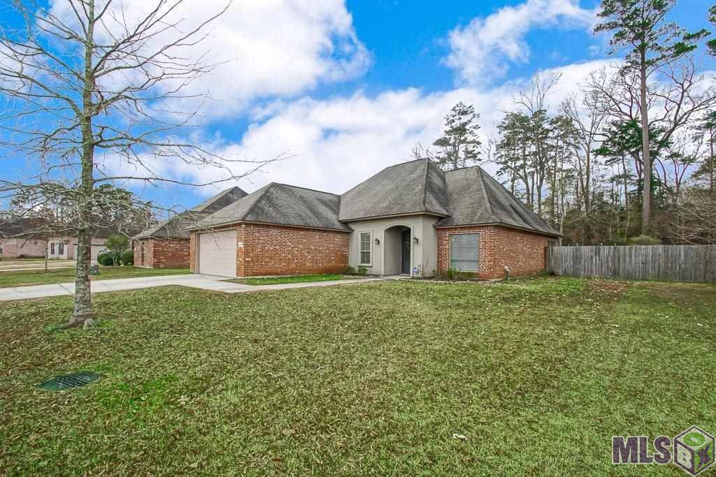 Denham Springs, LA 70726,22445 BALMORAL DR