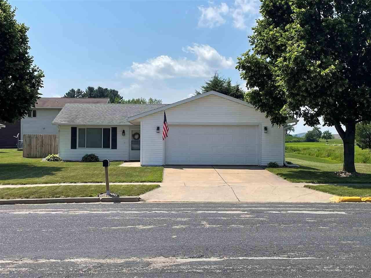 Reedsburg, WI 53959,402 Alexander Ave