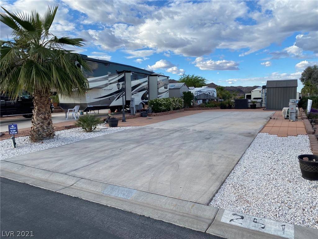 Boulder City, NV 89005,823 Robin Way #251