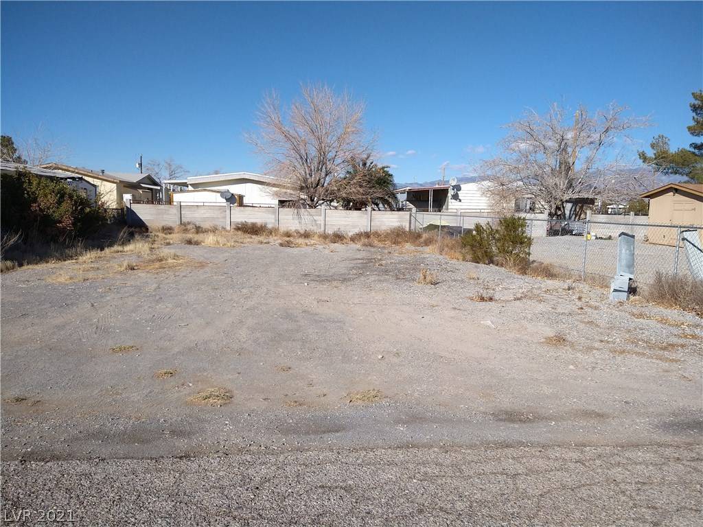 Pahrump, NV 89048,30 Russell Road