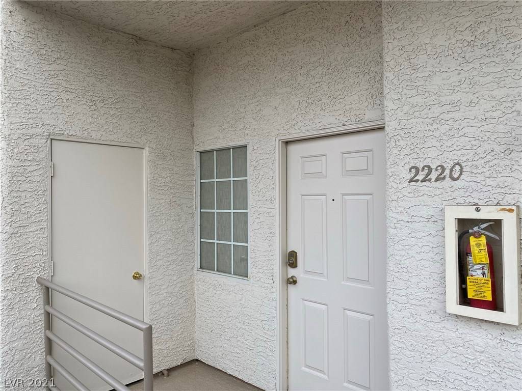 Las Vegas, NV 89128,3150 Soft Breezes Drive #2220