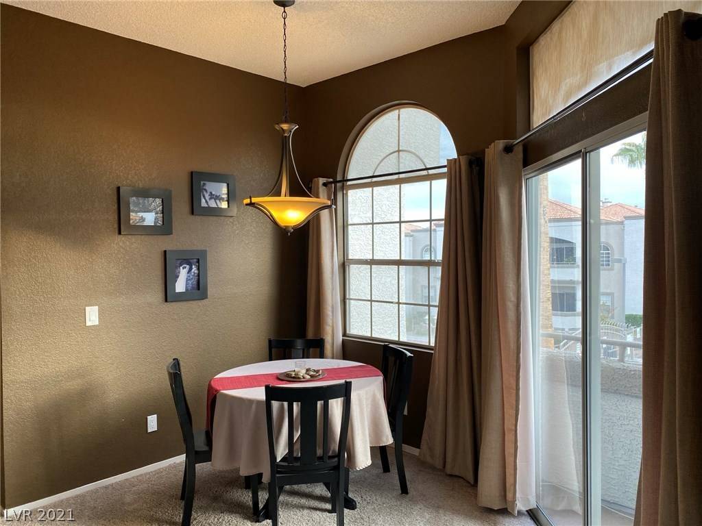 Las Vegas, NV 89128,3150 Soft Breezes Drive #2220