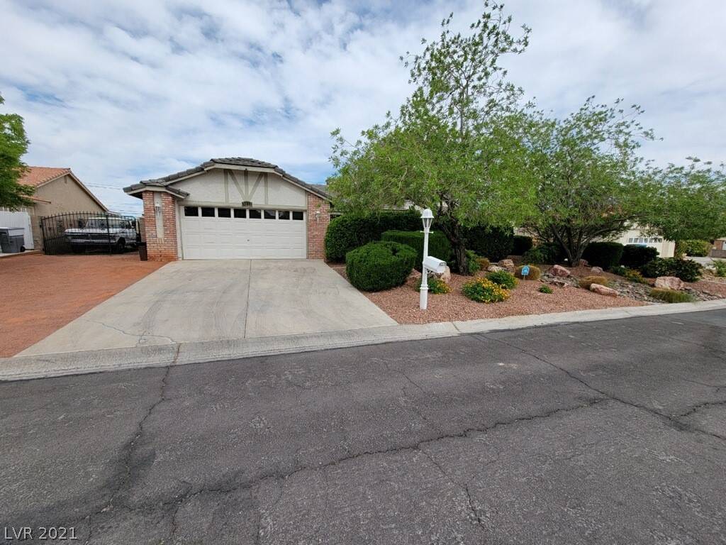 Las Vegas, NV 89120,5838 Fox Run Court