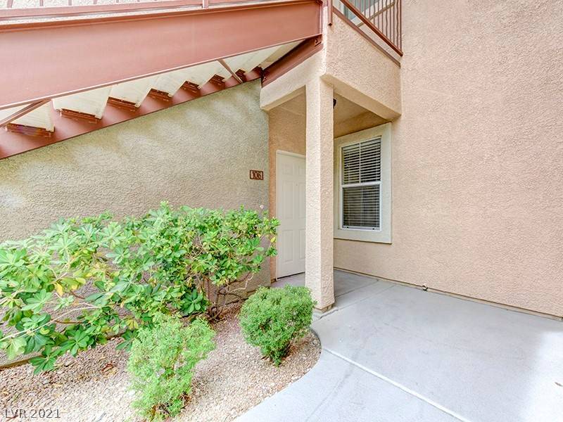 Las Vegas, NV 89144,1009 Domnus Lane #106