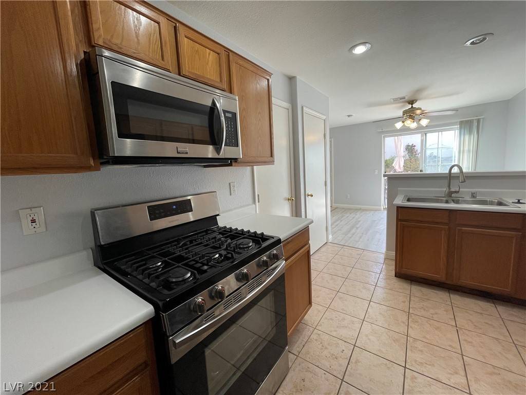 Las Vegas, NV 89147,3947 Starfield Lane