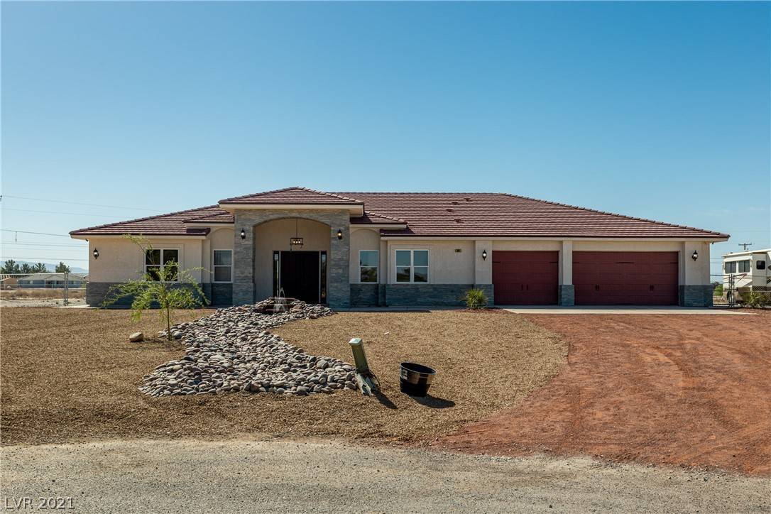 Pahrump, NV 89048,561 Chickadee Court