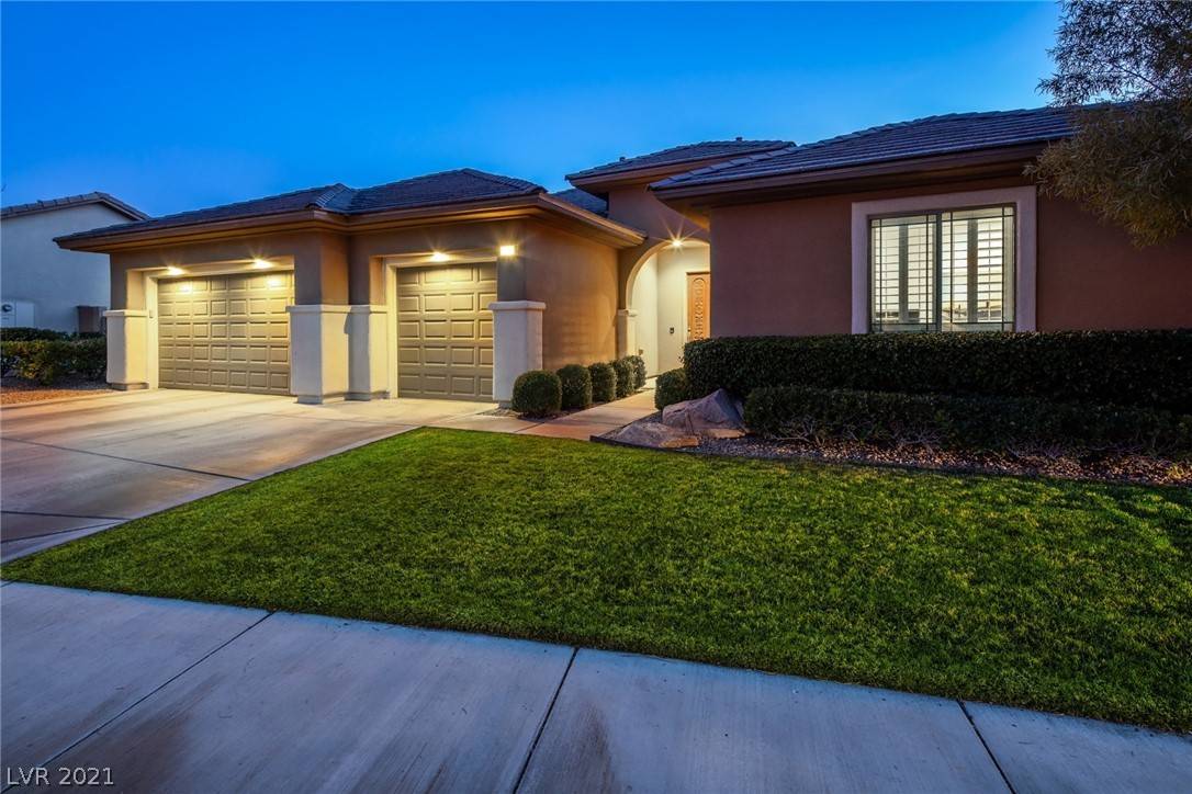 Henderson, NV 89052,29 Candlewyck Drive