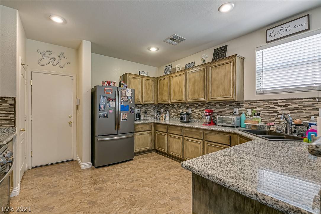 North Las Vegas, NV 89084,2713 Cedar Bird Drive