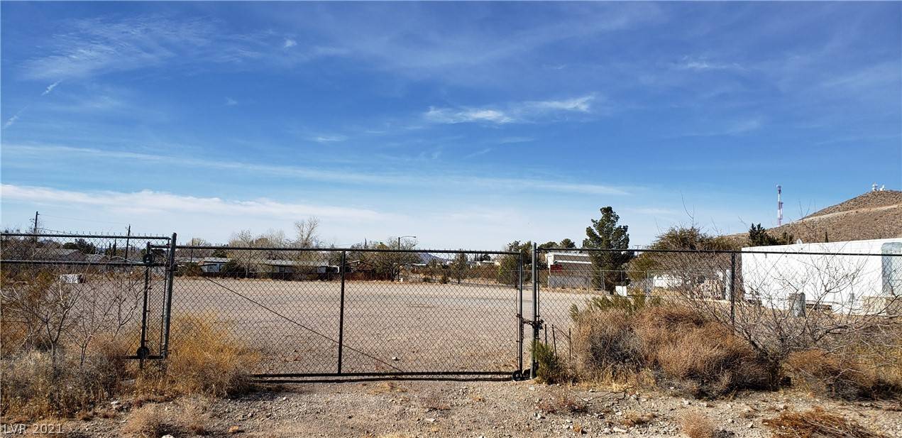 Searchlight, NV 89046,675 E Cottonwood Cove Road