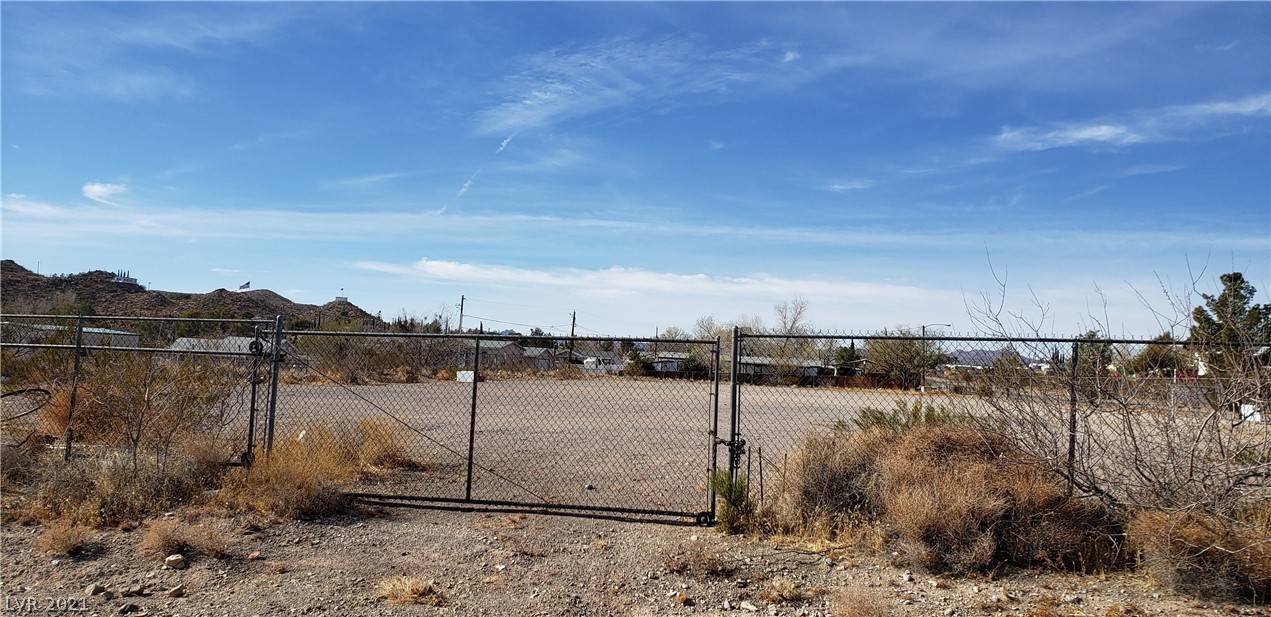 Searchlight, NV 89046,675 E Cottonwood Cove Road