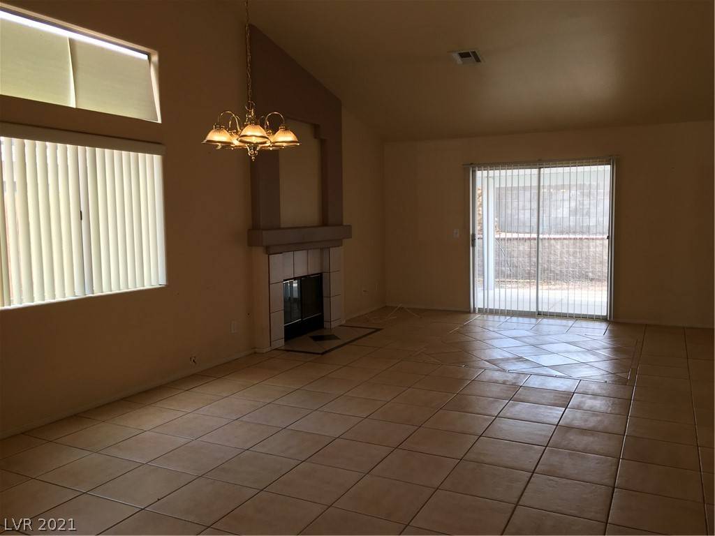 North Las Vegas, NV 89031,5103 Milange Street