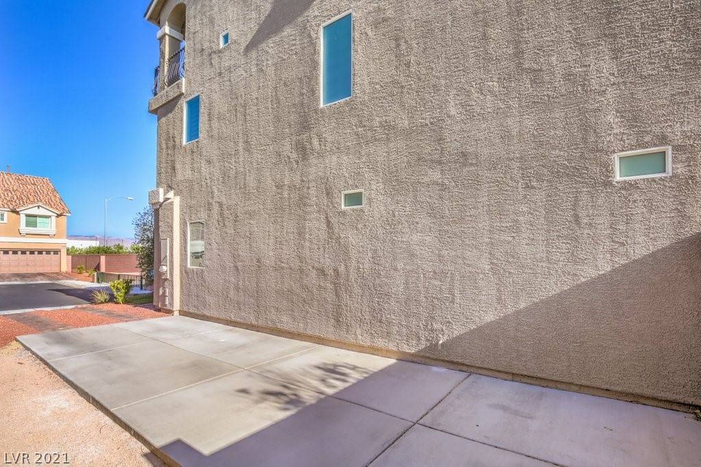 Las Vegas, NV 89118,7054 Switchback Ridge Court