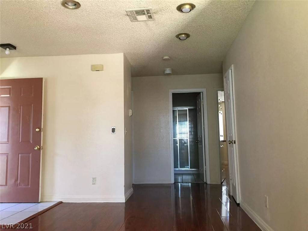 Las Vegas, NV 89103,5576 W Rochelle Avenue #26C