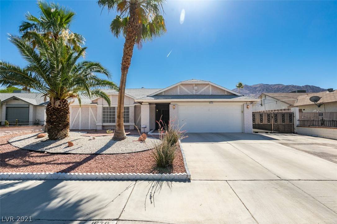 Las Vegas, NV 89156,1670 Rolling Hills Drive