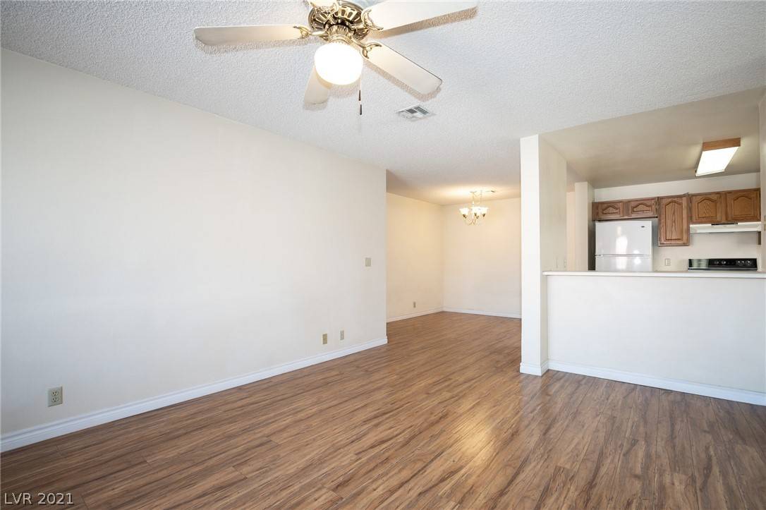 Las Vegas, NV 89119,1375 Hacienda Avenue #202