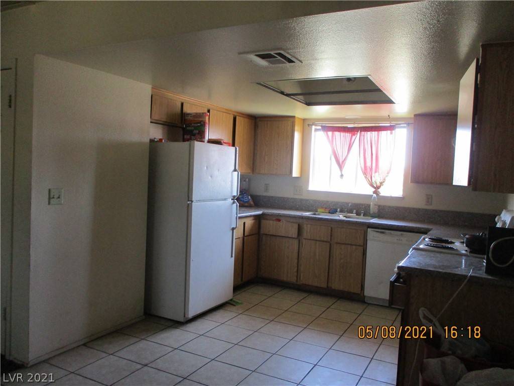 North Las Vegas, NV 89030,2112 Comet Avenue #A