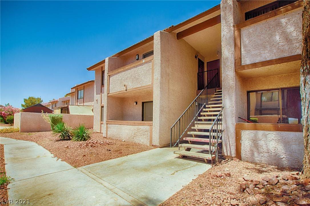 Las Vegas, NV 89103,5243 Corinne Court #67