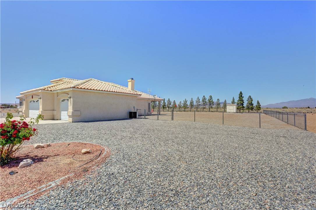 Pahrump, NV 89048,2140 Wisteria Way