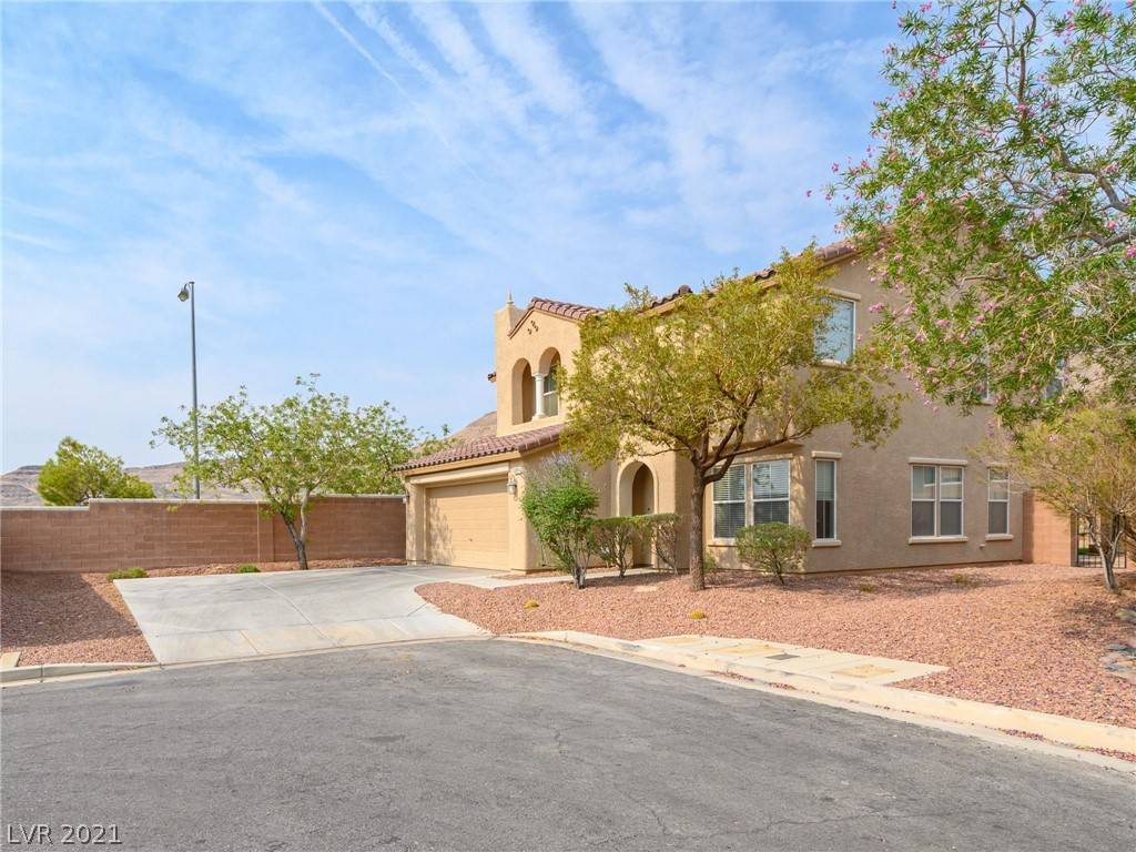 Las Vegas, NV 89148,6097 Honeysuckle Ridge Street