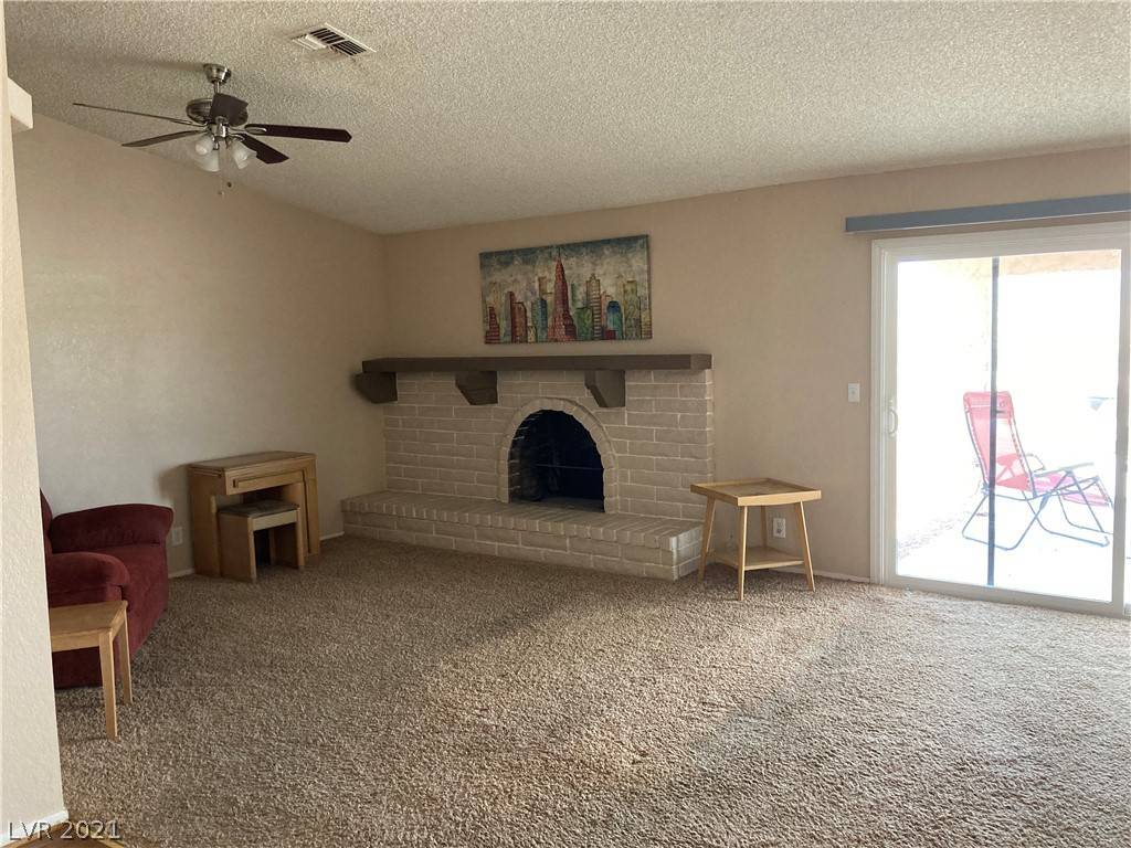 Pahrump, NV 89048,2561 S Dandelion Street