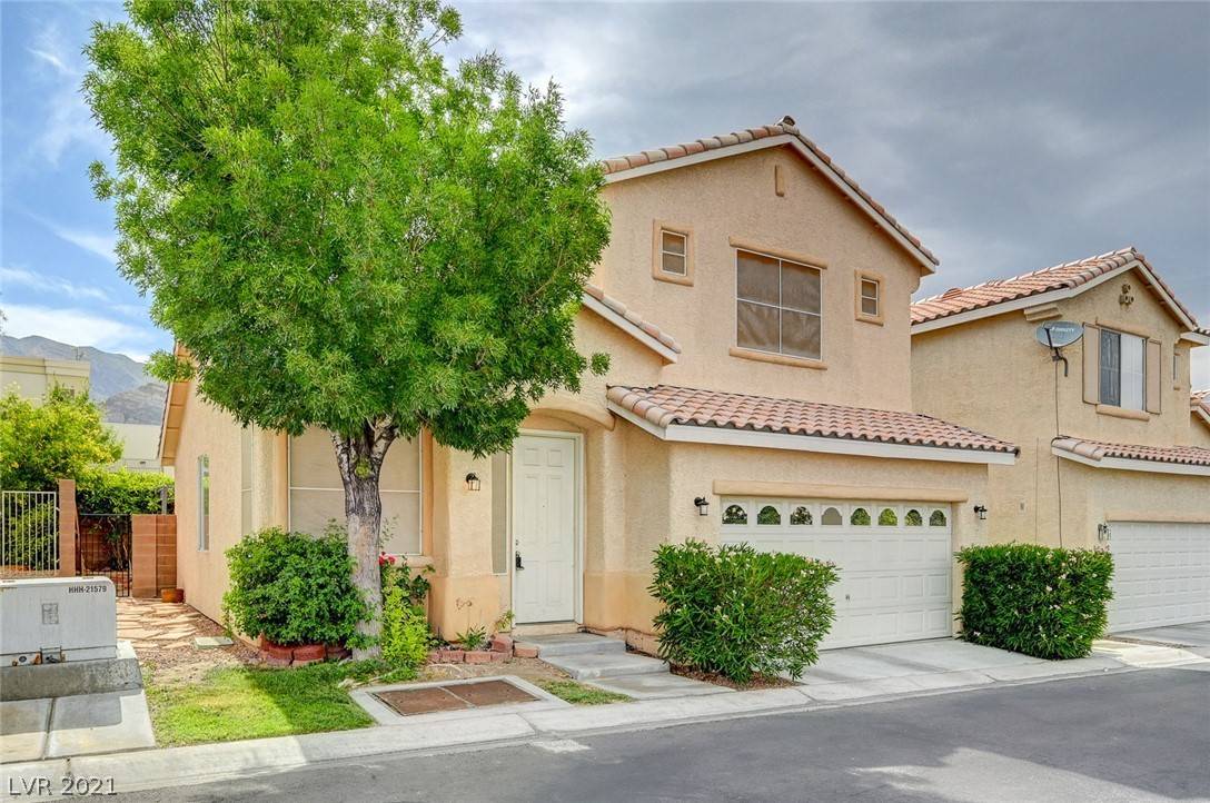 Las Vegas, NV 89129,3313 Autumn Veil Street