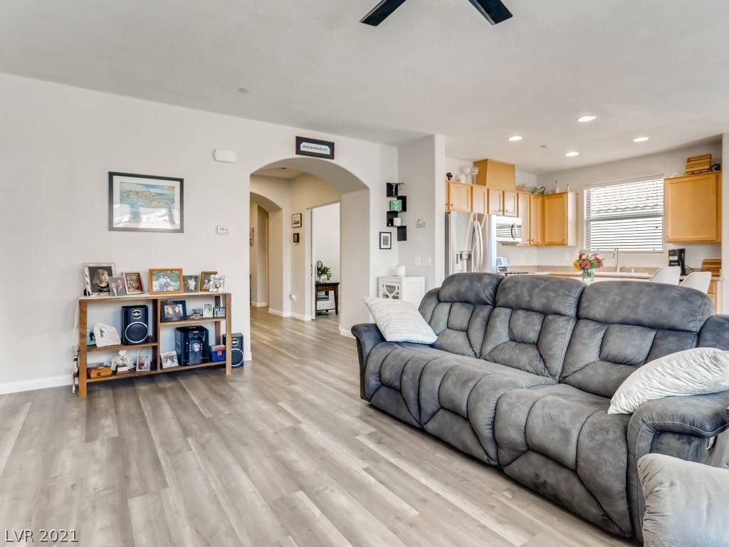 Henderson, NV 89011,594 Via Paladini