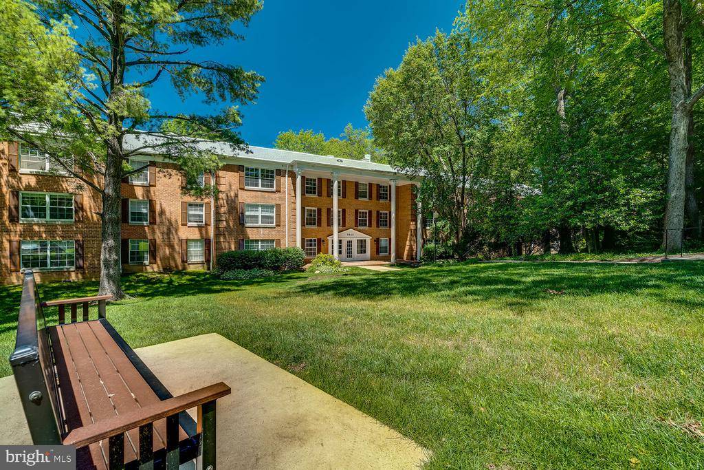 Mclean, VA 22102,7640 PROVINCIAL DR #210