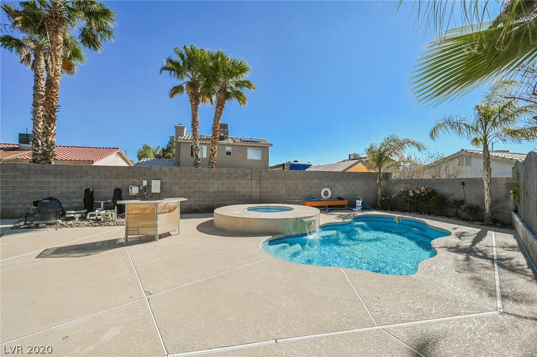 Henderson, NV 89015,909 Sagecrest Way