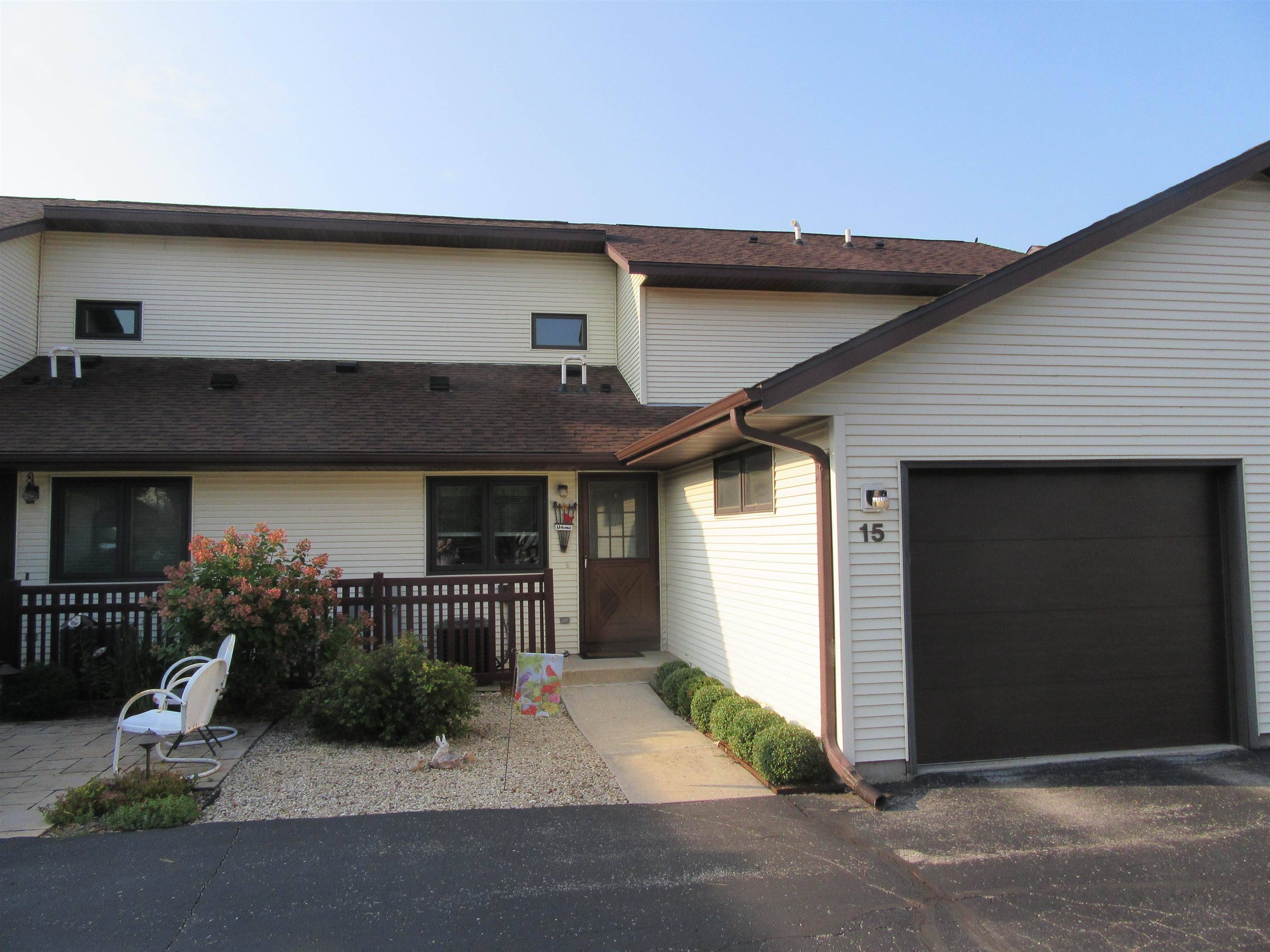 Lake Mills, WI 53551,N6963 Rock Lake Rd #15