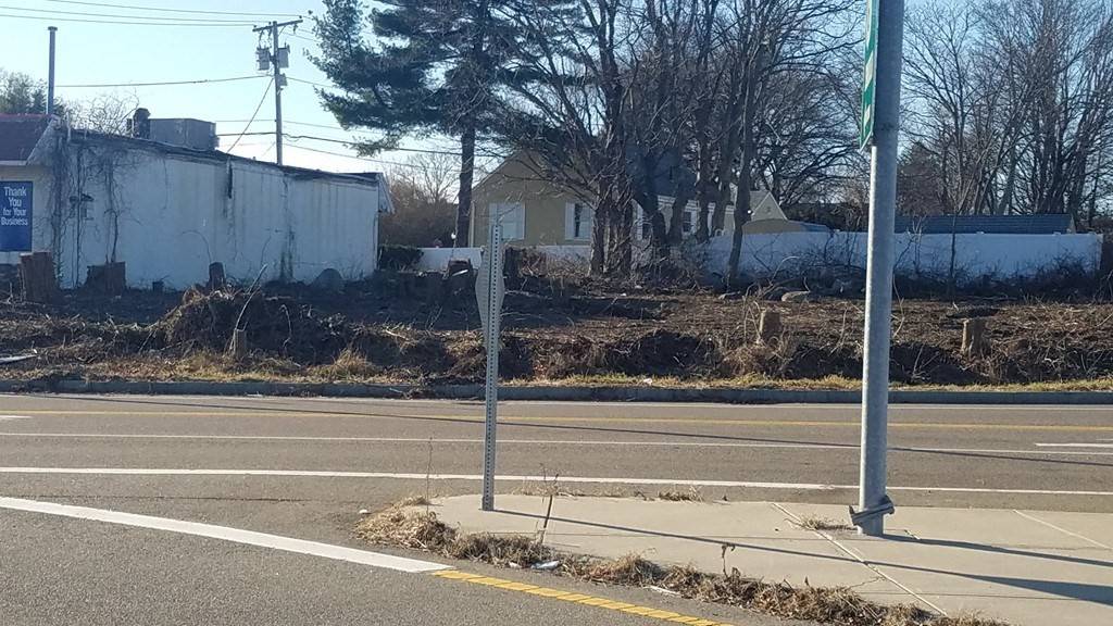 Somerset, MA 02726,266 Slades Ferry Ave