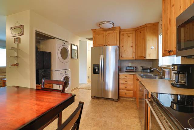 Brigham City, UT 84302,724 FAIRVIEW DR