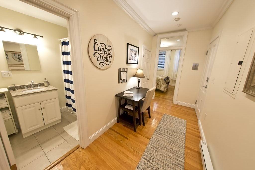 Boston, MA 02114,70 Pinckney #A