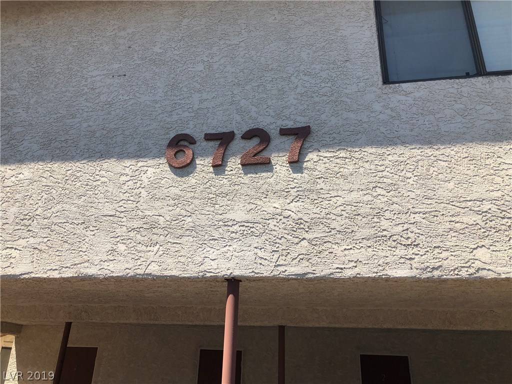 Las Vegas, NV 89146,6727 CHARLESTON Boulevard #2