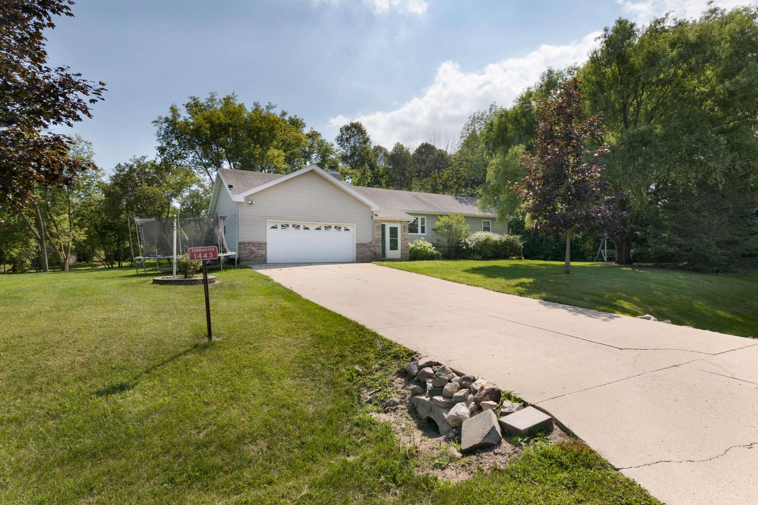 Farmington, WI 53090,1443 Pathfinder Ln