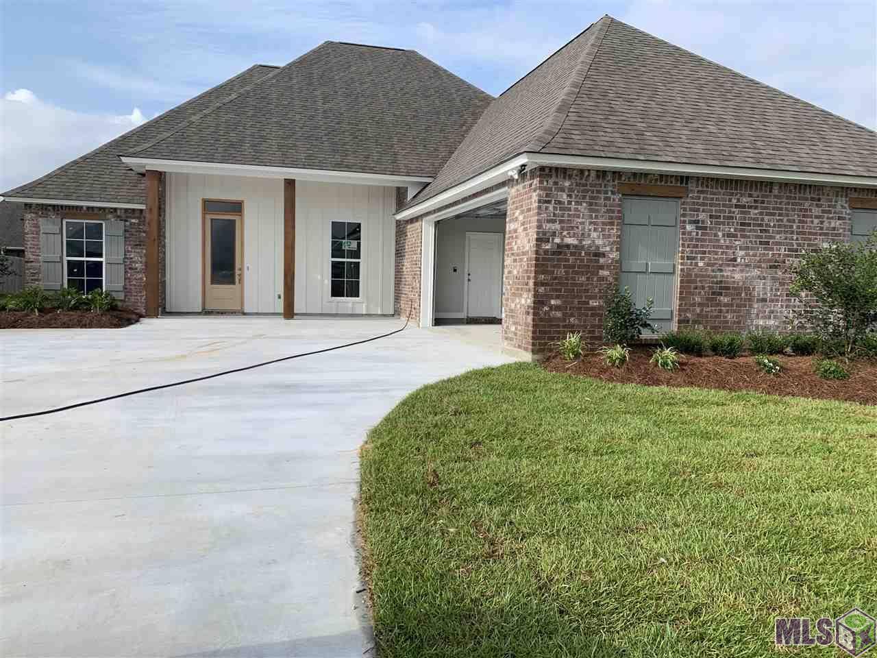 Denham Springs, LA 70706,7252 EFFIE DR