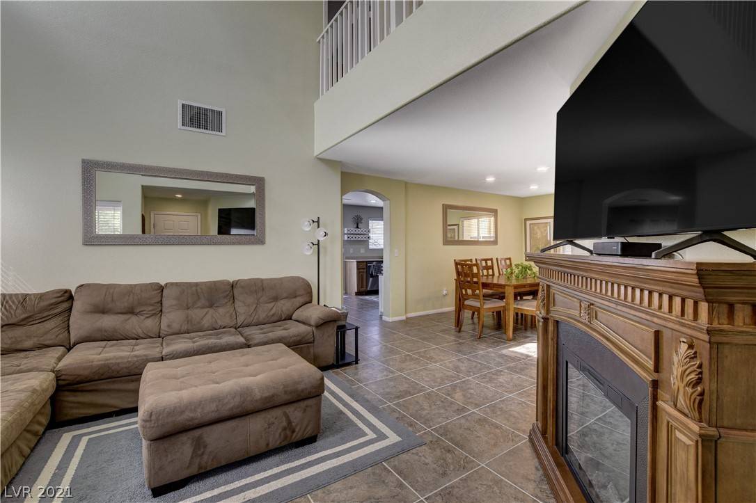 Las Vegas, NV 89148,9522 Aspen Canyon Court