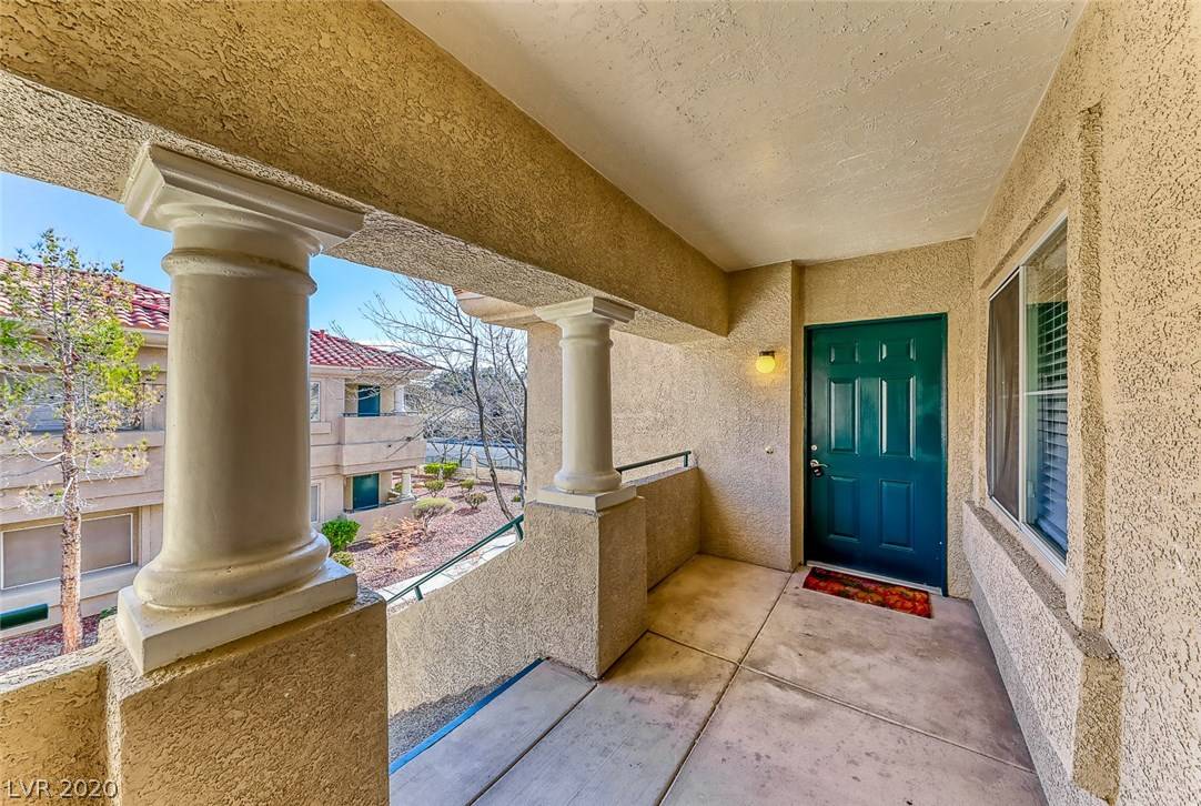 Henderson, NV 89014,324 MANTI Place #324