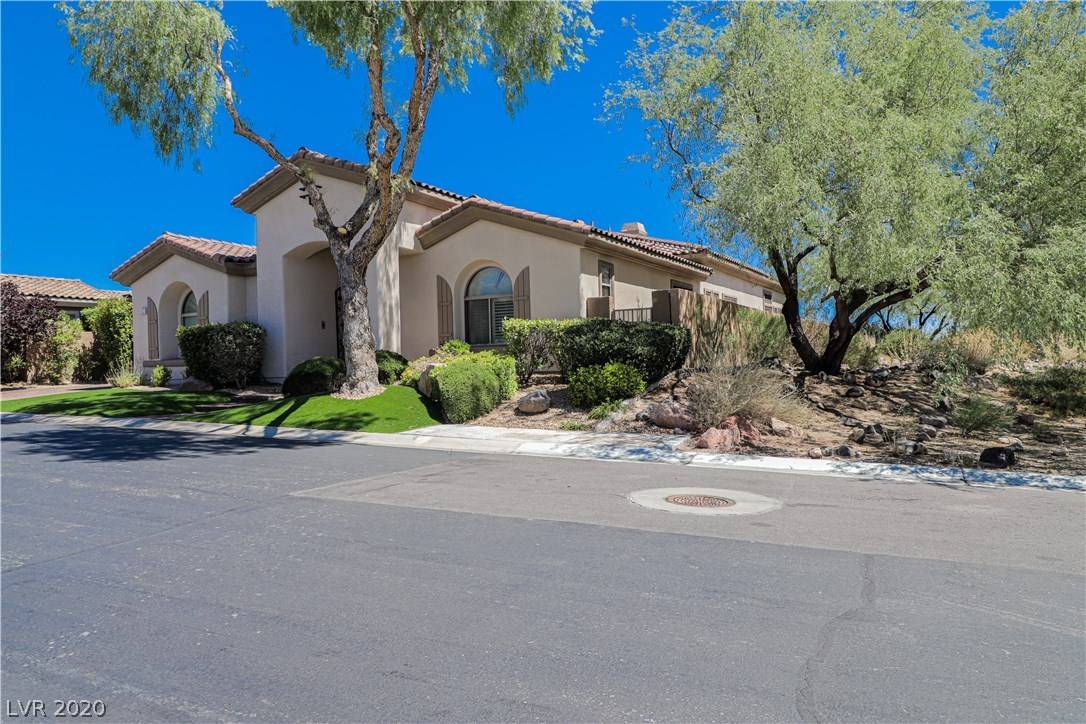 Henderson, NV 89052,42 Candlewyck Drive