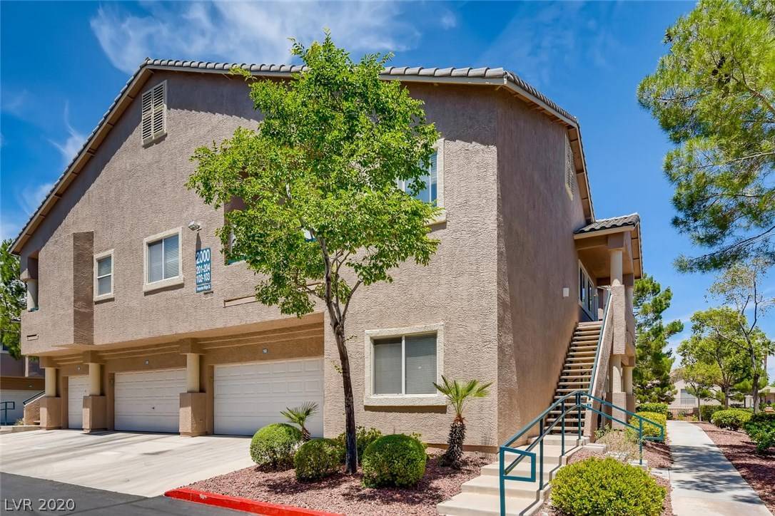 Las Vegas, NV 89117,2000 Turquoise Ridge #202