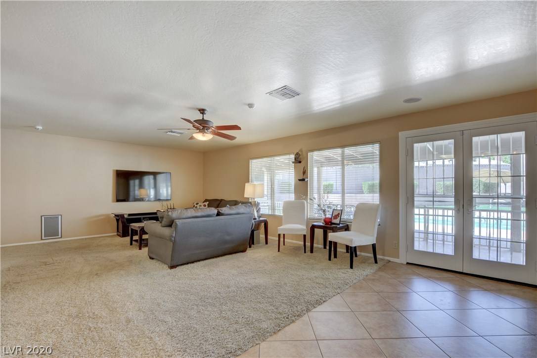 Las Vegas, NV 89121,4181 Brookview Way