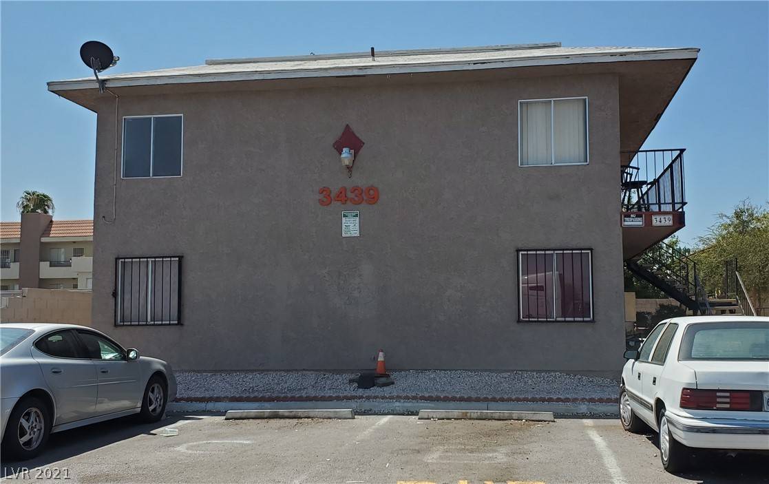 North Las Vegas, NV 89030,3439 E Cheyenne Avenue