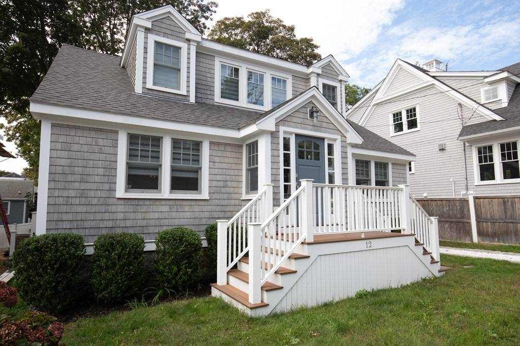 Hingham, MA 02043,12 Whiton Ave