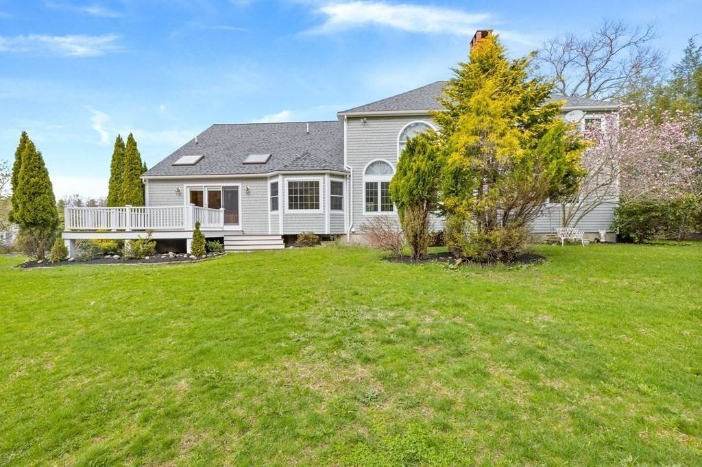 Pembroke, MA 02359,48 Farmside Dr