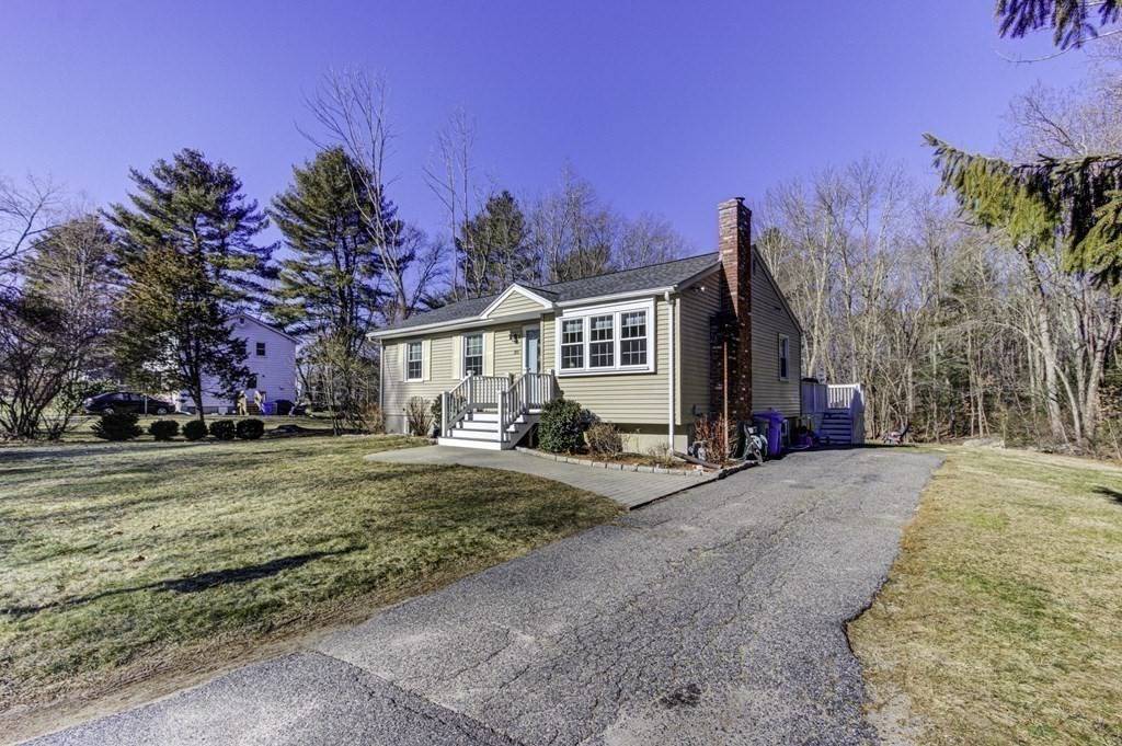 Holliston, MA 01746,193 Gorwin Drive