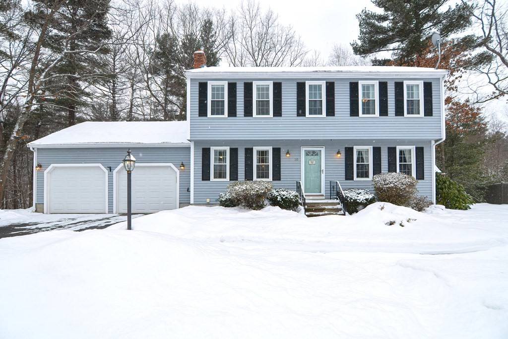 Hopedale, MA 01747,10 Tillotson Rd